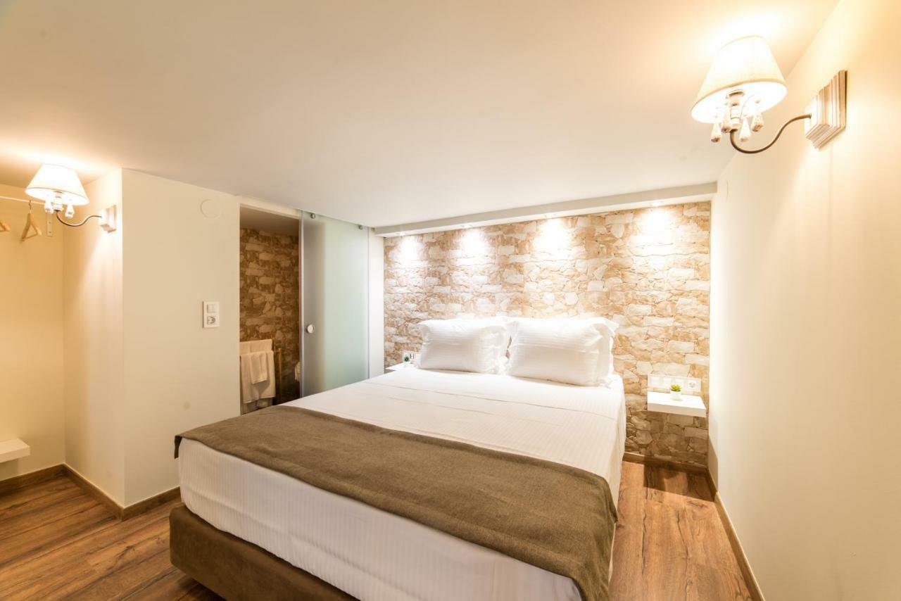 Oinoelia Luxury Suites & Residence Potos Esterno foto