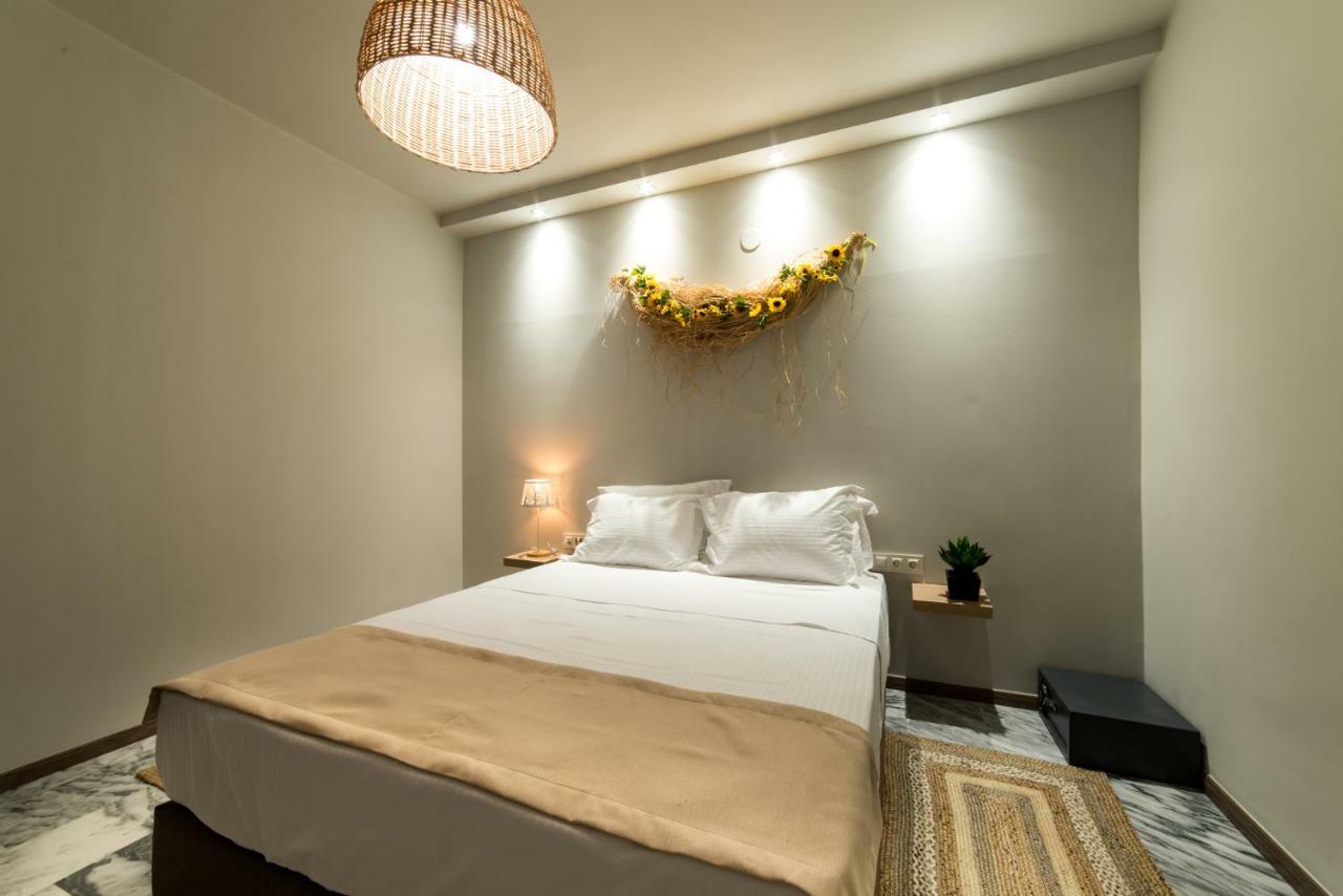 Oinoelia Luxury Suites & Residence Potos Esterno foto