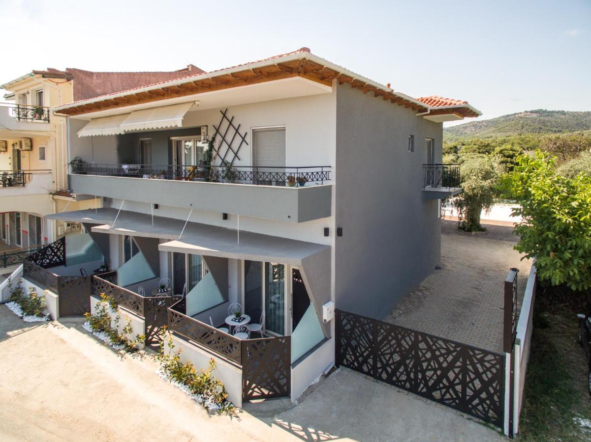 Oinoelia Luxury Suites & Residence Potos Esterno foto